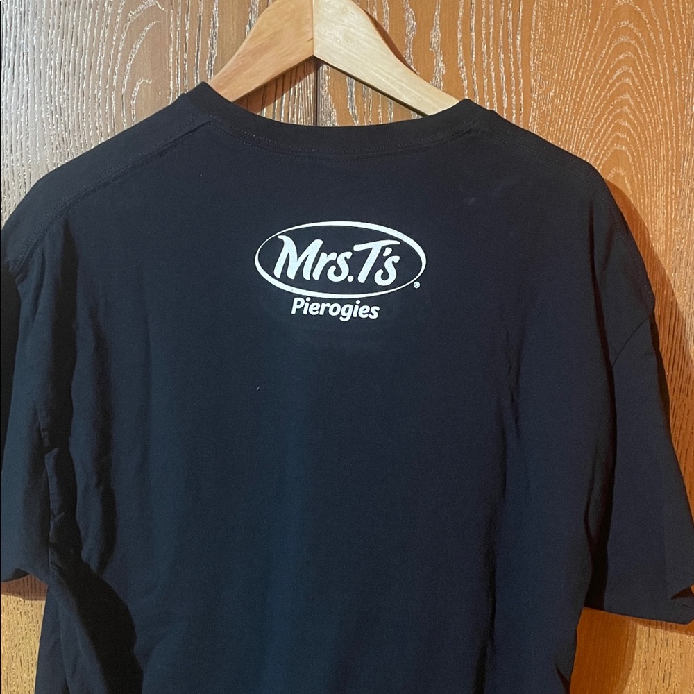 Black Pirates Yinzerpalooza T-Shirt - Picture 3 of 3